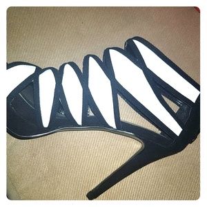 Sz 8.5 Carlos Santana Open Toe, Cut Out, Heel